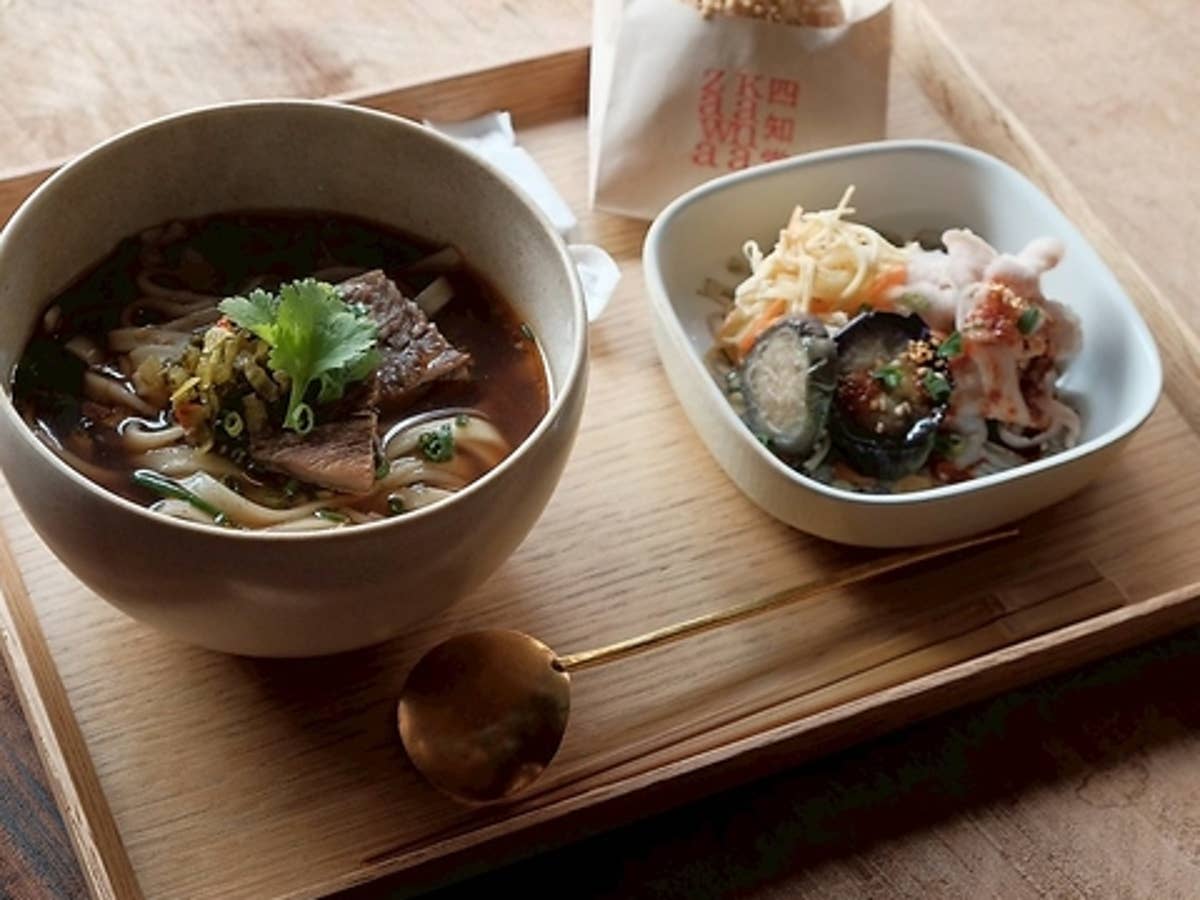 【店主厳選】ハンツー×トラッシュ 第1巻 初版 帯付 四知堂 四知堂 kanazawa（金沢/台湾料理） - Retty（レッティ）