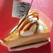 お菓子の工房 ワールボンボン 御所野店