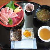 お食事処かもめ