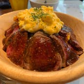 肉屋の量り売り食堂 听屋 六本木店