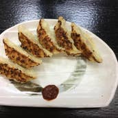 三本足 かがみ原店