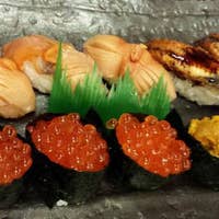 傳七すし 西院店>