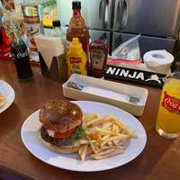 困ったらココ 横須賀中央駅で昼飲みできる人気店11選 Retty 困ったらココ 横須賀中央駅で昼飲みできる人気店11選 Retty