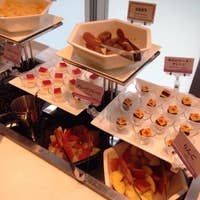 満腹必至 なんばのビュッフェ バイキング人気8店 Retty