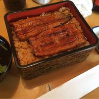 うな明>