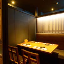 テーブル個室　2〜4名