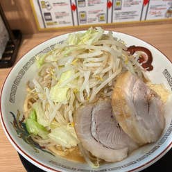 大阪二郎様 豚山 十三東口店 - 十三/ラーメン | 食べログ