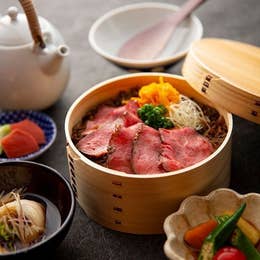 すき焼きと牛まぶし ももしき 奈良市 すき焼き Retty すき焼きと牛まぶし ももしき 奈良市 すき焼き Retty