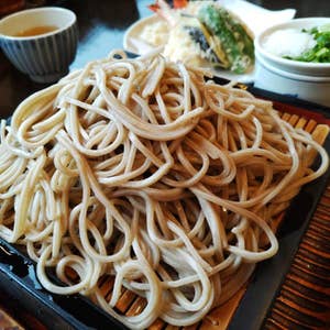 そば様 Amazon.co.jp: [冷凍] マルハニチロWILDish魚介豚骨まぜそば
