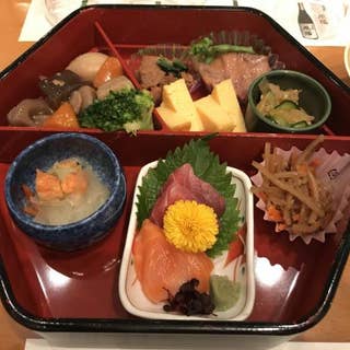 ラウンジ 東 新橋演舞場 築地市場 弁当屋 Retty ラウンジ 東 新橋演舞場 築地市場 弁当屋 Retty