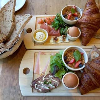ル パン コティディアン 芝公園店 Le Pain Quotidien 御成門 カフェ Retty ル パン コティディアン 芝公園店 Le Pain Quotidien 御成門 カフェ Retty