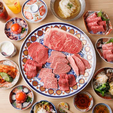 『神戸牛・但馬牛の雌牛を厳選した"本物の肉"を愉しむ！』3時間飲み放題付き全12品【歓送迎会 特別コース】22,000円(税込)