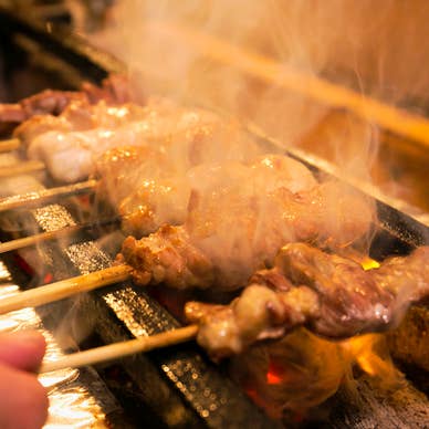 紀州備長炭で焼き上げる本格焼鳥