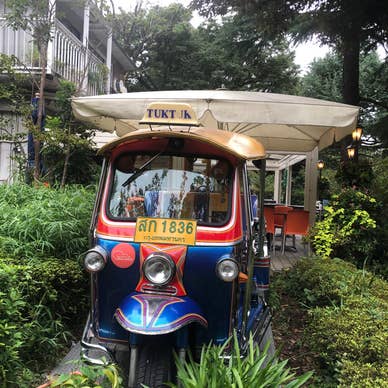 タイから持って来ました“トゥクトゥク”