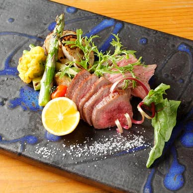 黒毛和牛炭火焼き