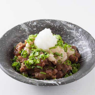 牛すじ牛もつ醤油煮込み