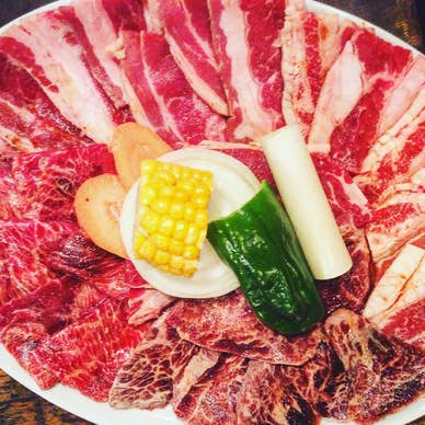 ボリューム満点の盛合せ♪1990円(税抜)〜