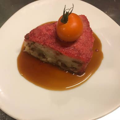 『ケーキみたいだろ…肉じゃがなんだぜ…これで…。』