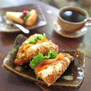 五穀の恵みクロワッサンサンド