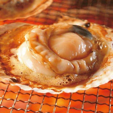 高級備長炭使用の炉端焼きは絶品です！