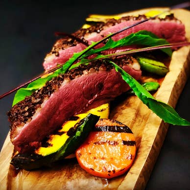 フランス産鴨胸肉と珈琲のロースト