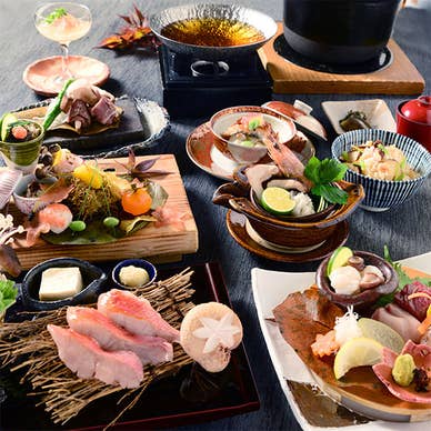 素材にこだわり、旬の魚介を堪能