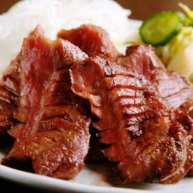 厚切り牛たん炭火焼き