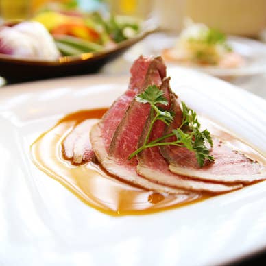 総料理長自慢の自家製ローストビーフ