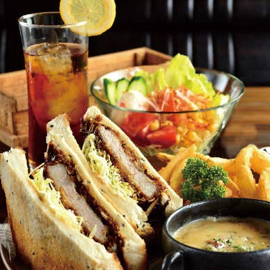 熟成三元豚ロースカツスペシャルサンドセット