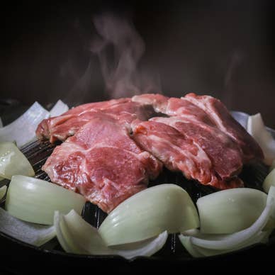 【裏メニュー】肉厚で柔らかなジンギスカンを旨いタレで