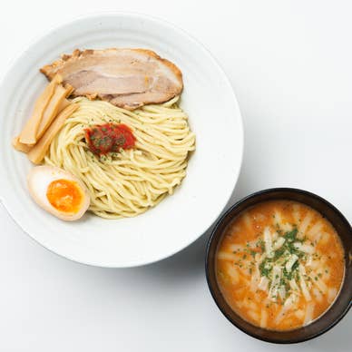 味噌トマトチーズつけ麺　+半ライス付き