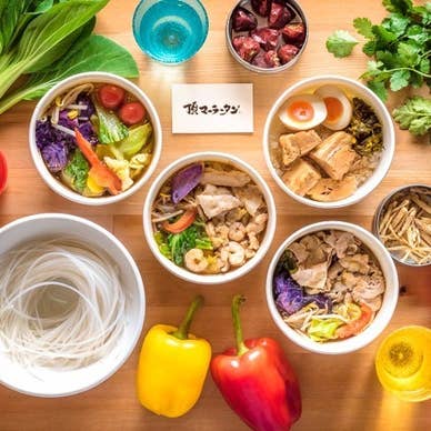 秘伝の薬膳スープと豊富な具材でヘルシーで健康な体に