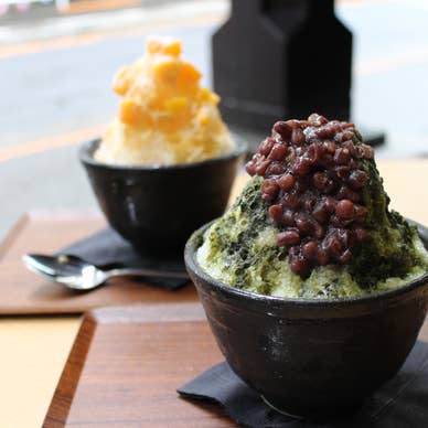 夏の定番！！かき氷は行列ができるほどの人気です。