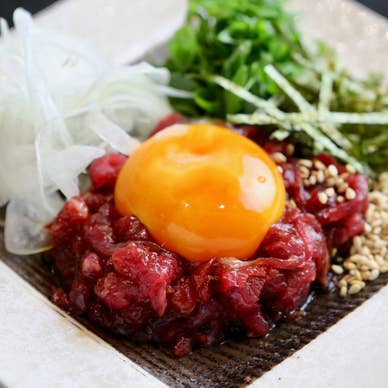 馬肉のユッケ