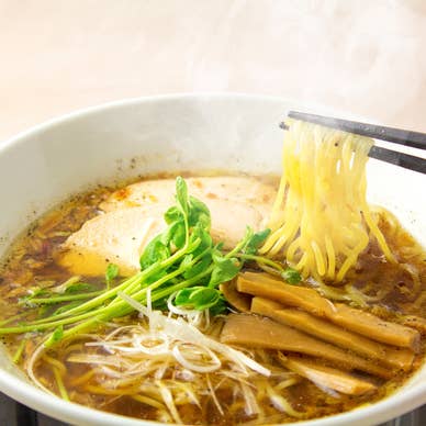 鶏醬油ラーメン