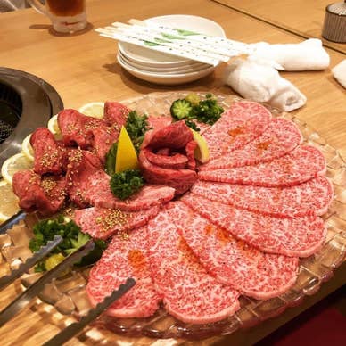 迷ったらコレ❗️『極・肉スタ盛』