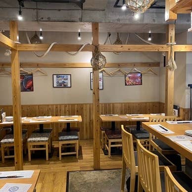 仲買人直営 ヤマヤ鮮魚店（なかがいにんちょくえい やまやせんぎょてん）