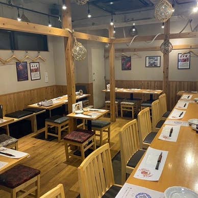 仲買人直営 ヤマヤ鮮魚店（なかがいにんちょくえい やまやせんぎょてん）