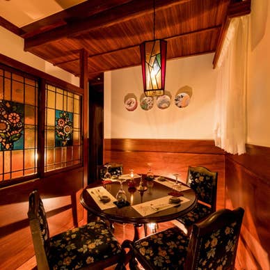 円卓テーブル席