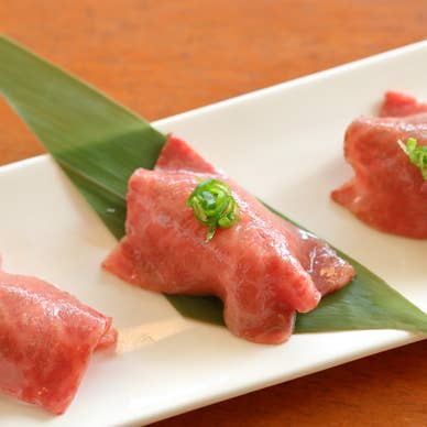 絶品　炙り肉寿司