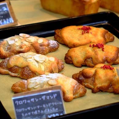 クロワッサンダマンド、ダマンド・フランボワーズ
