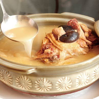 金華ハムとコーチンの煮込みソープ