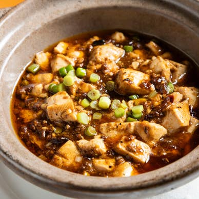 ▶山椒のしびれるような辛味がクセになる！『熱香森 麻婆豆腐』