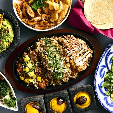 CIELITO LINDO BAR AND GRILL（シエリートリンドバーアンドグリル）