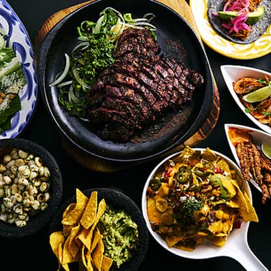 CIELITO LINDO BAR AND GRILL（シエリートリンドバーアンドグリル）