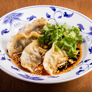 ラム肉の旨辛よだれ水餃子