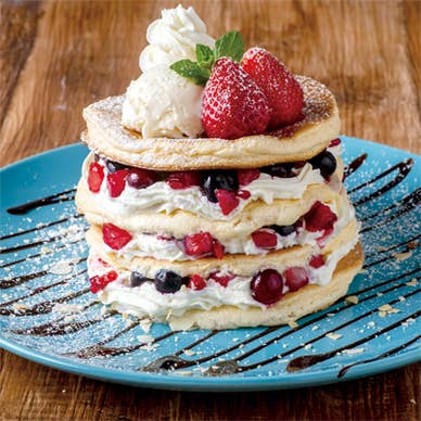  イチゴとミックスベリーのパンケーキ