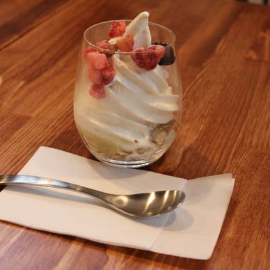 甘酒ソフト薫蔵パフェ