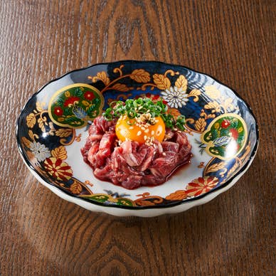 レアステーキユッケ風