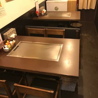 鉄板付きテーブル席×２